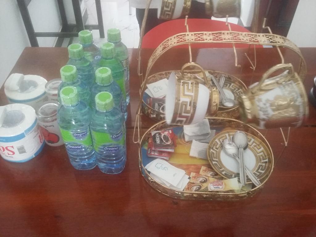 孔雀里奇酒店 蒂瑟默哈拉默 外观 照片